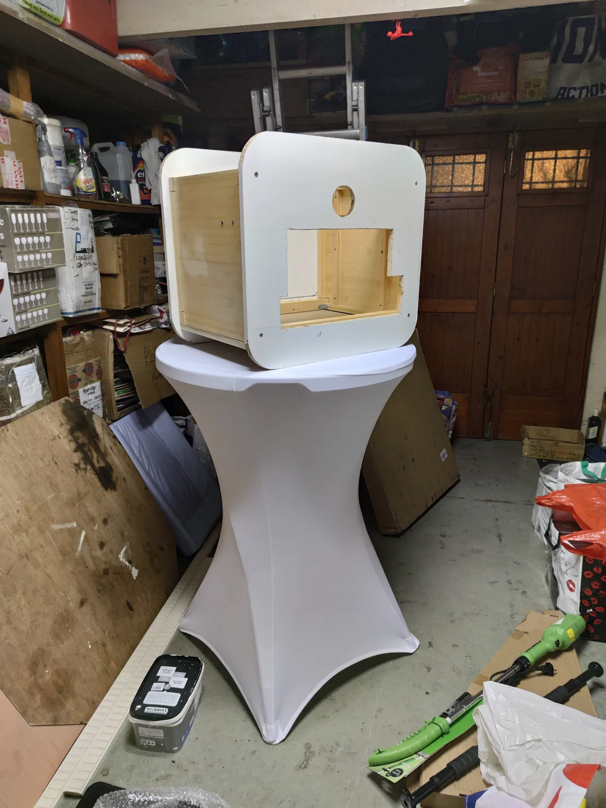 Premier photobooth MySelfieBooth en cours de fabrication