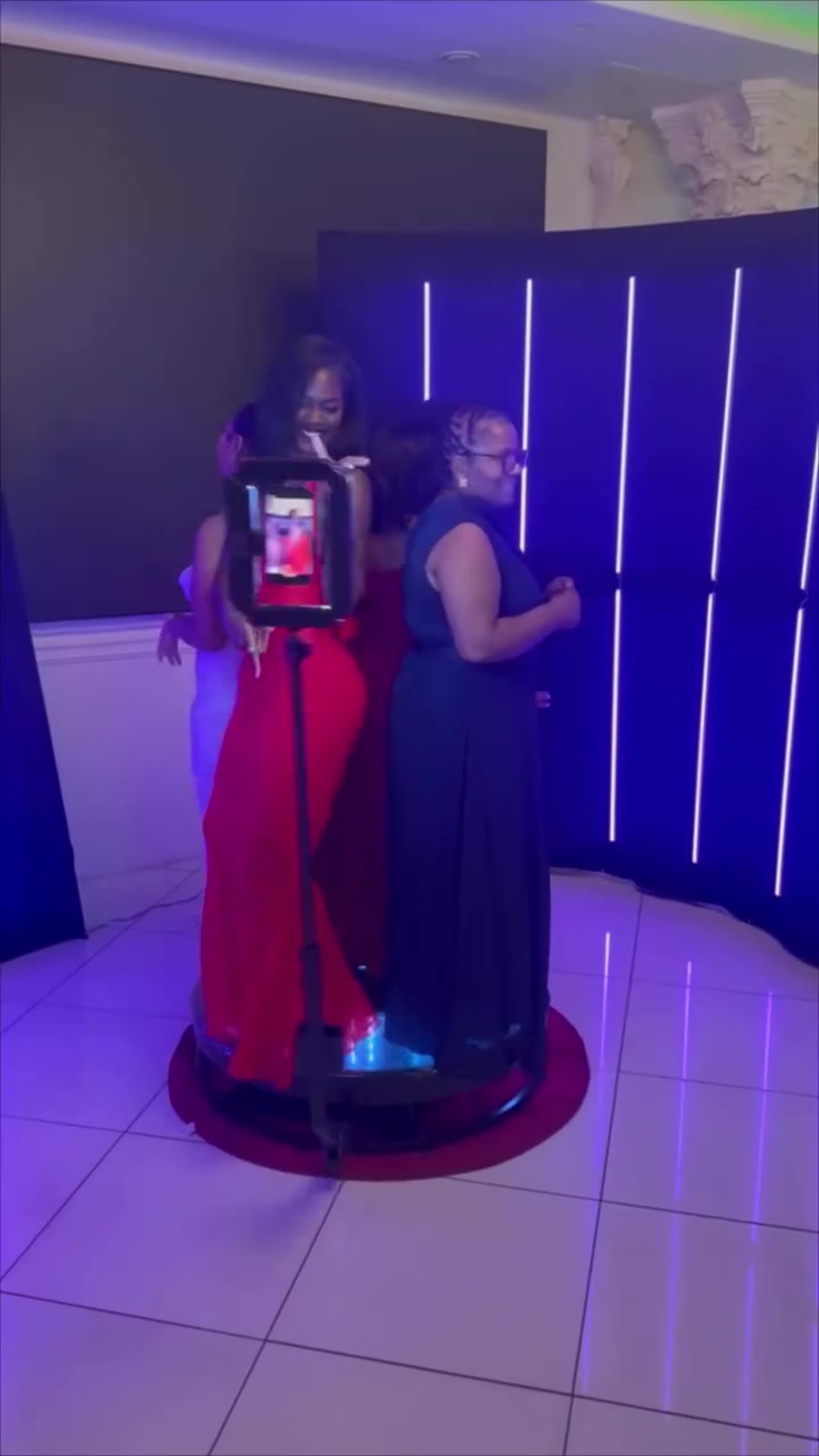 Photo extraite d’une prestation réelle MySelfieBooth : machines, invités et coulisses